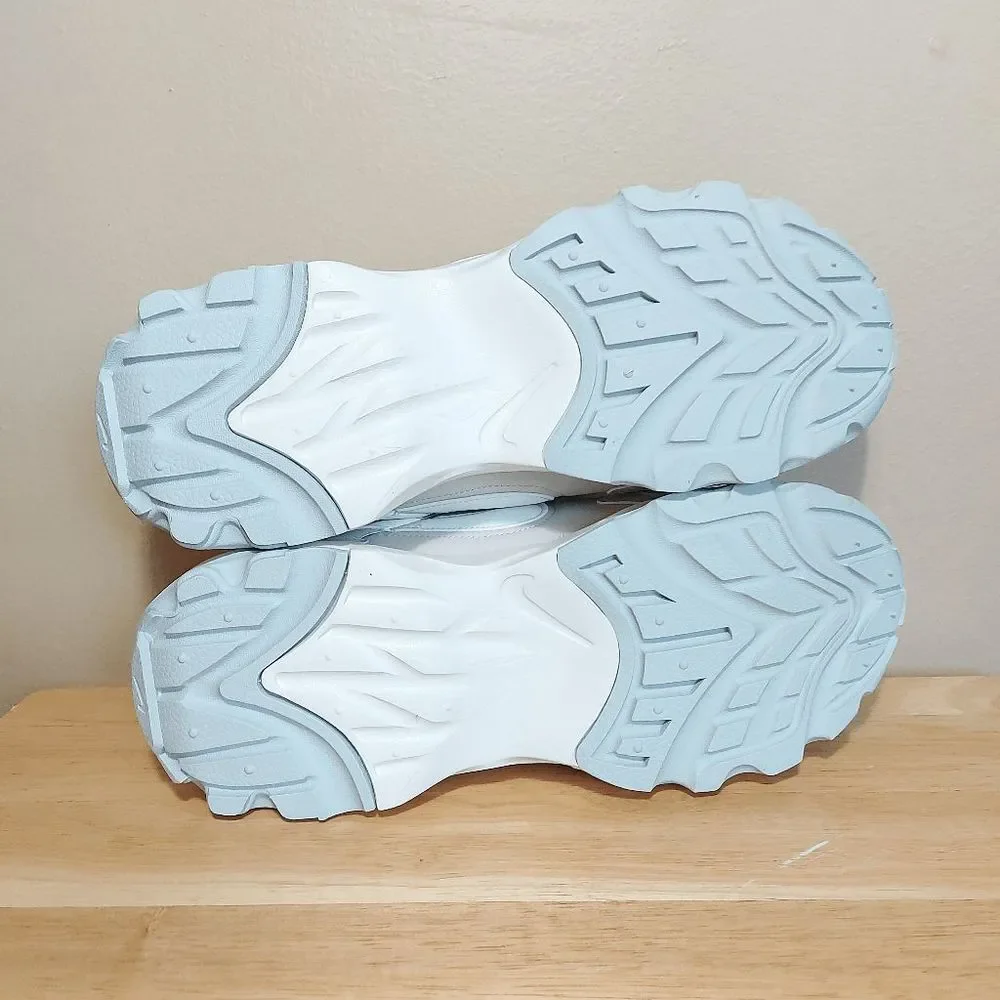 Nike TC 7900 Shoes Sail Light Orewood Taupe DD9682-102 Women's Size 9 - Picture 6 of 7